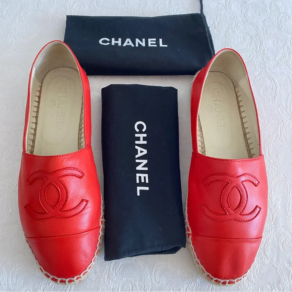 CHANEL coral red Lambskin CC Espadrilles